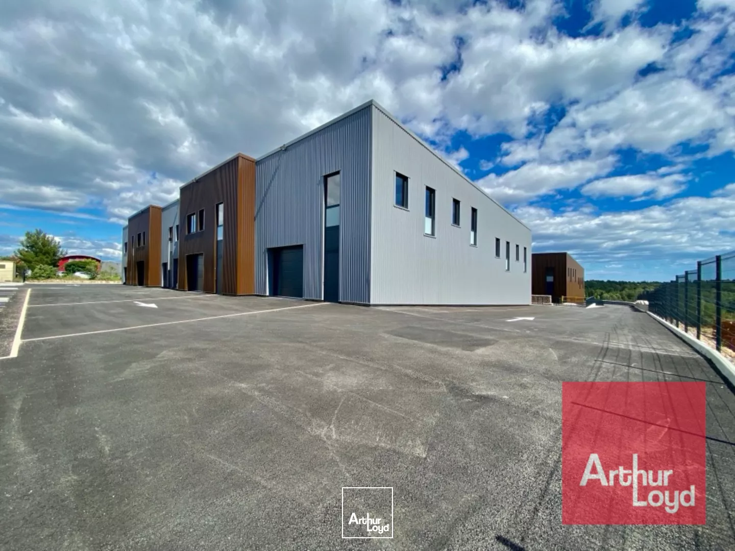 LOCATION LOCAL D'ACTIVITÉ NEUF - VAILHAUQUÈS - ACCÈS POIDS LOURDS & AXES AUTOROUTIERS