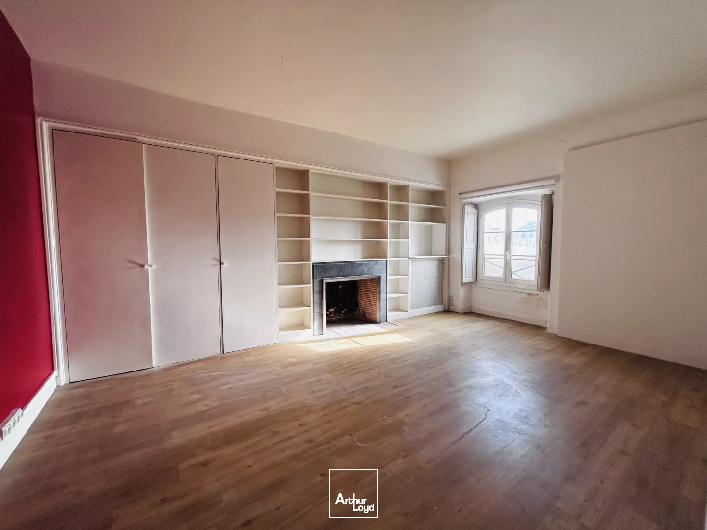 A louer - Bureaux de 140 m² en duplex - Bordeaux Place Gambetta