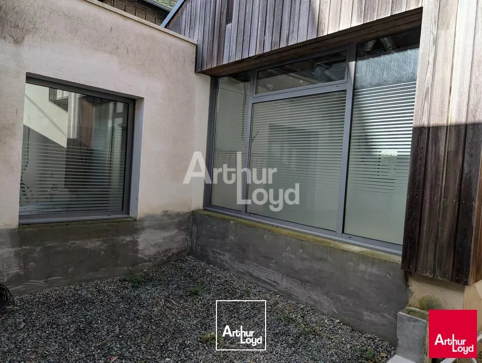 MORDELLES - LOCAL COMMERCIAL A VENDRE - 175 M²