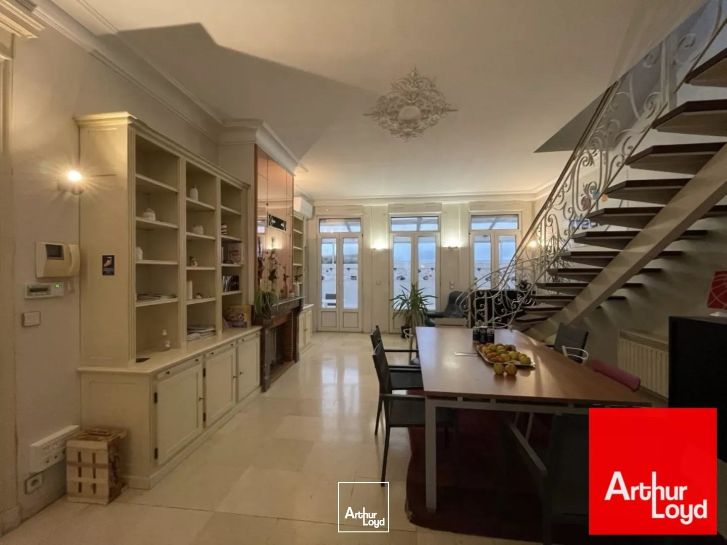 LOCATION BUREAUX 266 M2 - MONTPELLIER CENTRE-VILLE