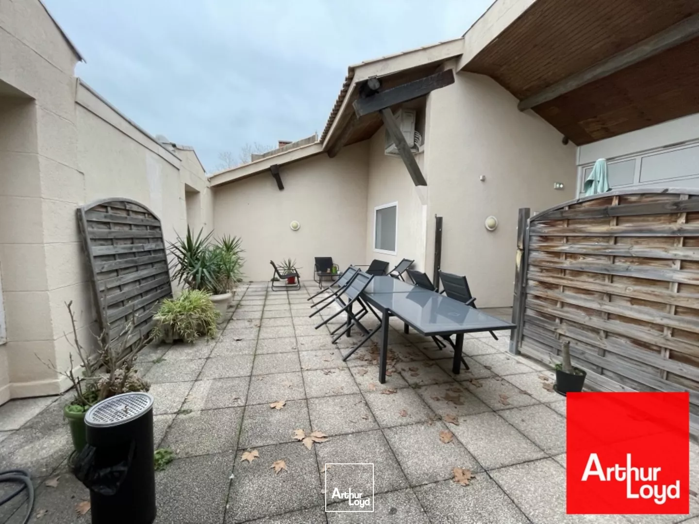 LOCATION BUREAUX 266 M2 - MONTPELLIER CENTRE-VILLE