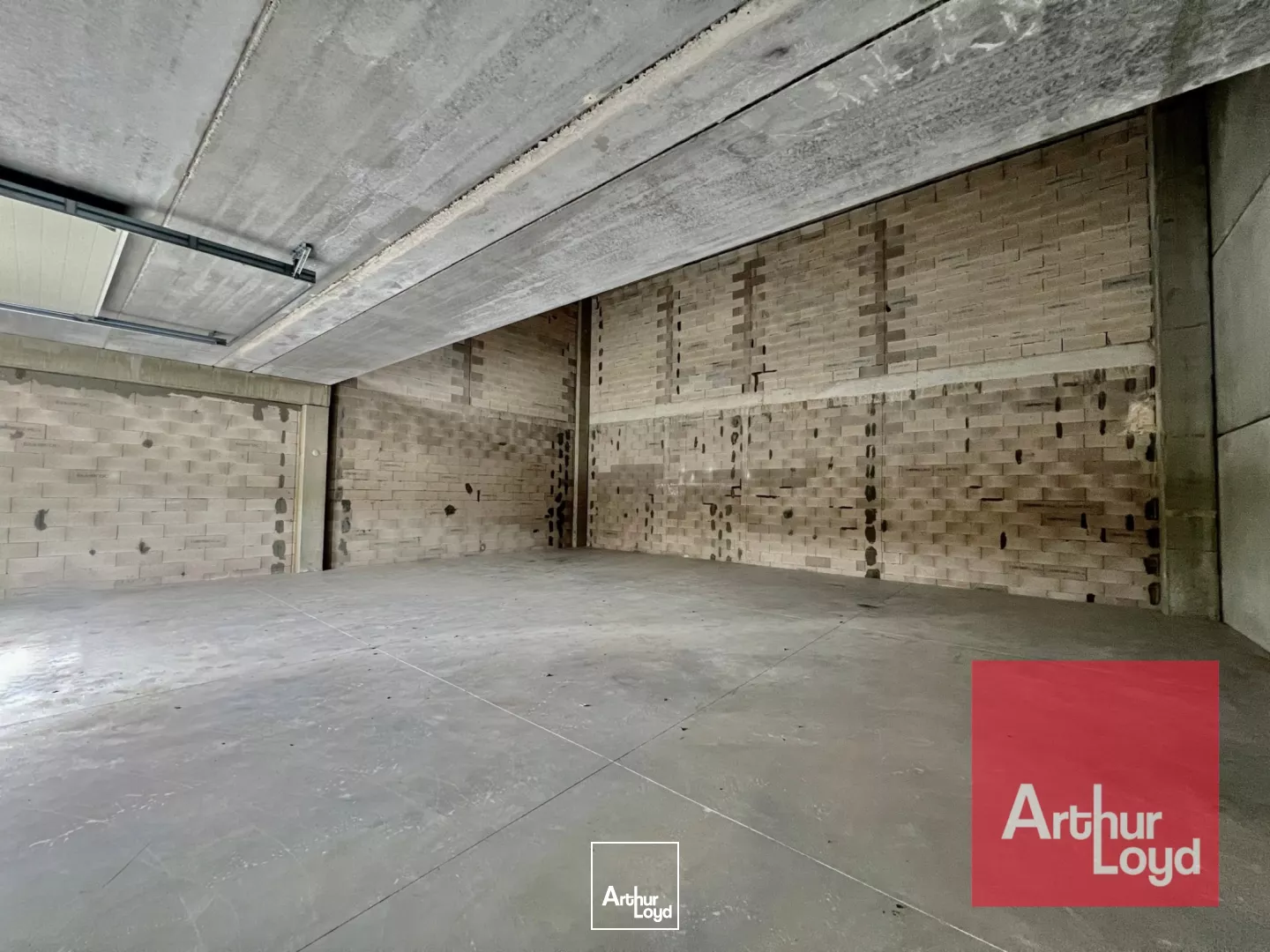 LOCAL D'ACTIVITÉ À LOUER VENDARGUES - PROCHE AUTOROUTE