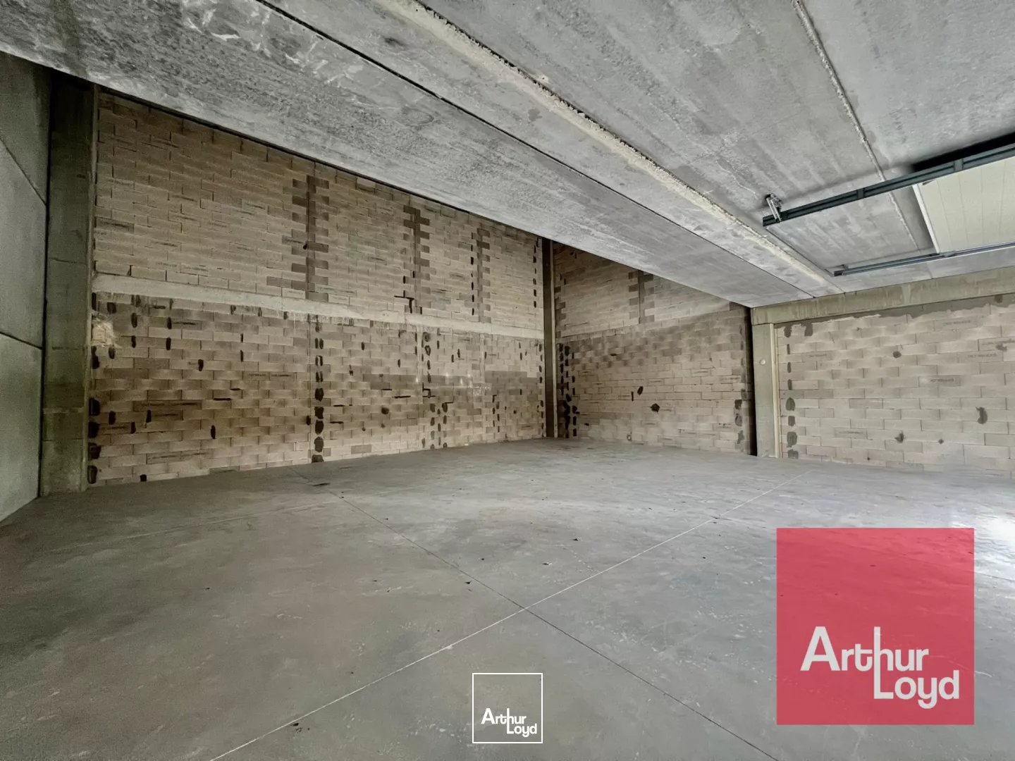 LOCAL D'ACTIVITÉ À LOUER VENDARGUES - PROCHE AUTOROUTE