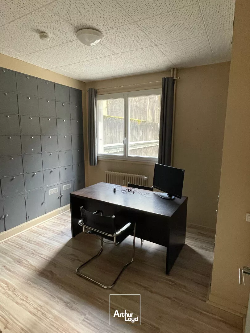 Limoges proche Mairie - Bureaux 85 m² A LOUER avec 1 parking