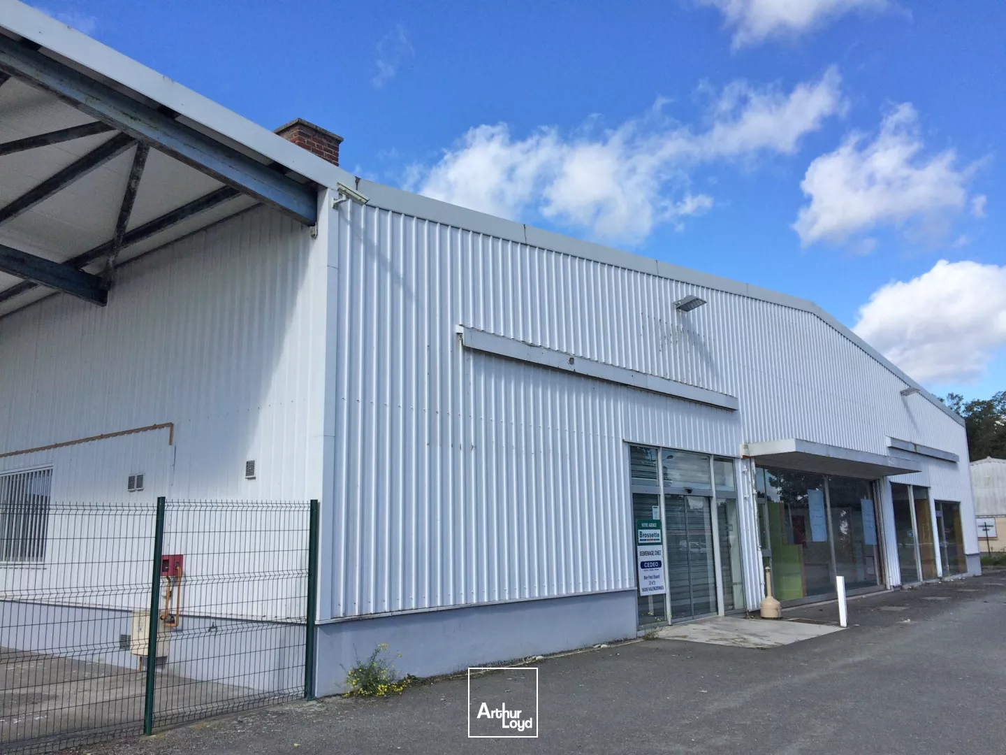 A Louer Entrepôt à Valenciennes 