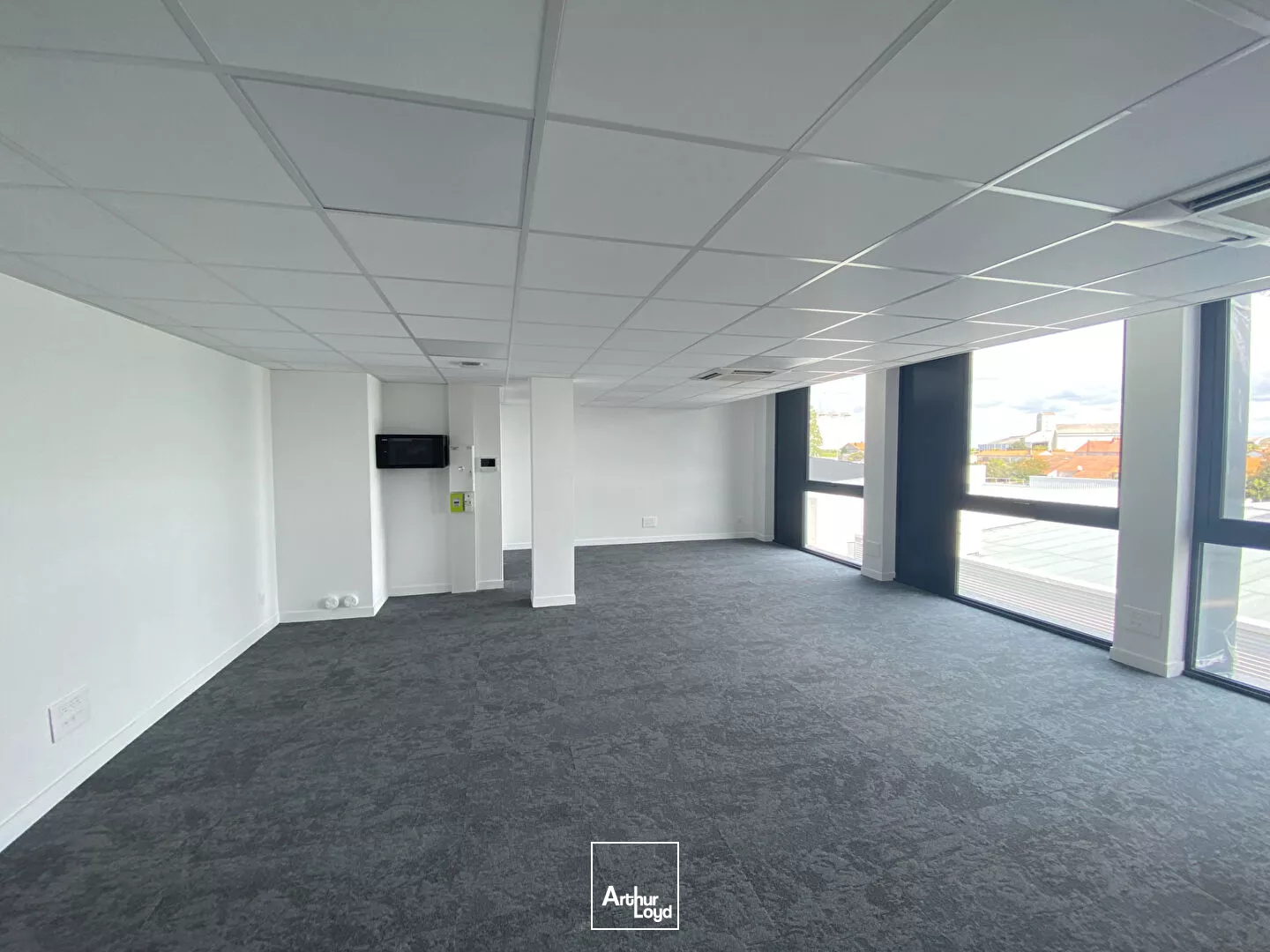 A LOUER, bureaux neuf à La Pallice 62.3 m2