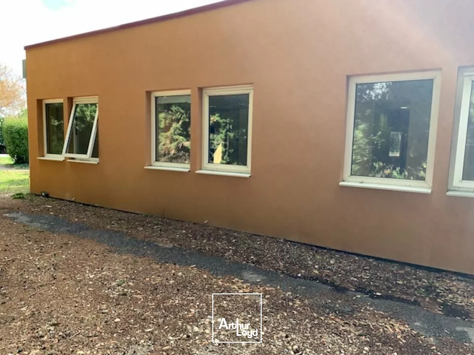 Bureaux à vendre ZI Courtine Avignon en RDC 