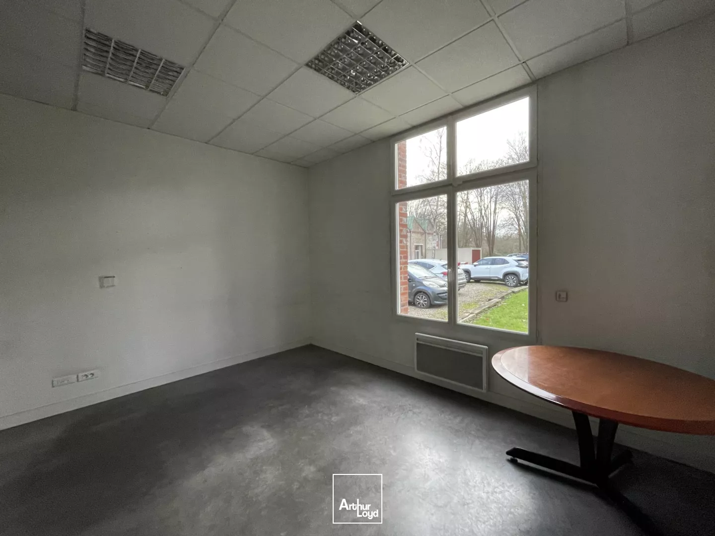 Locaux d'activité à louer à LOUVIERS 27400