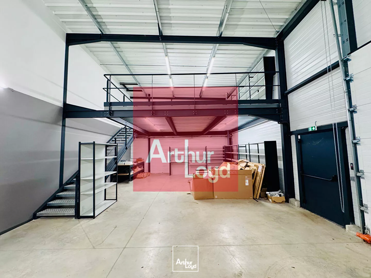 Local commercial / Bureaux à louer Le Passage 247m2