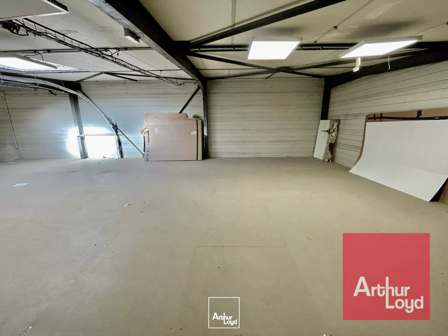 LOCAL COMMERCIAL À LOUER - FREJORGUES - MAUGUIO