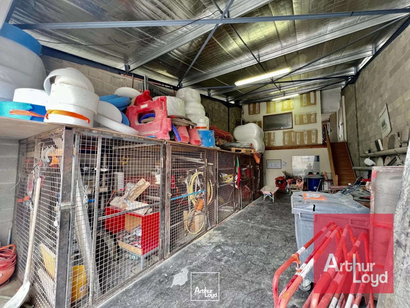 EXCLUSIVITÉ - LOCAUX D'ACTIVITÉ À LOUER - ZA LA LIQUINE - LUNEL