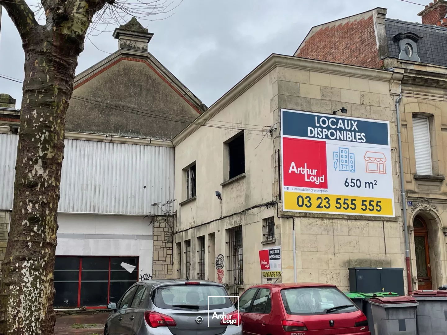 ENSEMBLE IMMOBILIER A RENOVER - 650 m2 - A VENDRE - SOISSONS