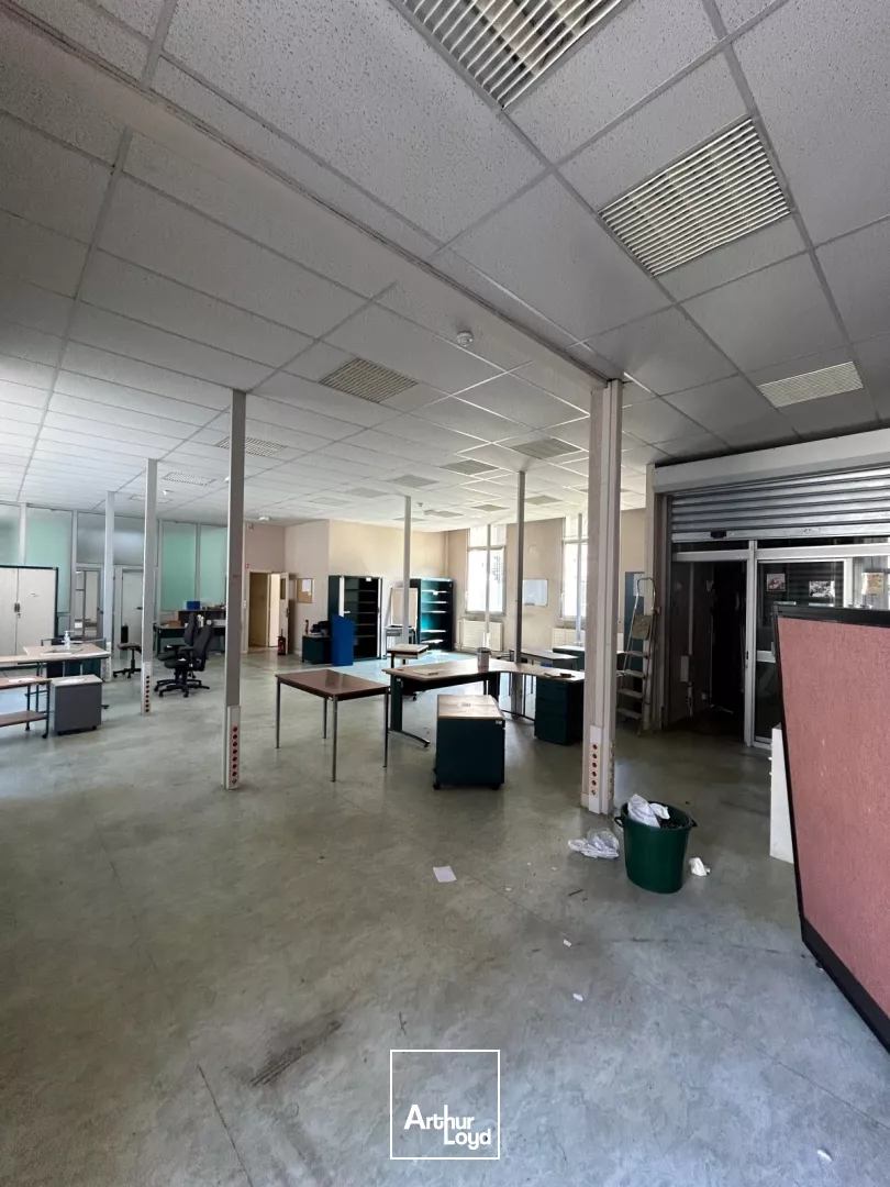 A VENDRE - BUREAUX 790 M2- CENTRE-VILLE - NOYON