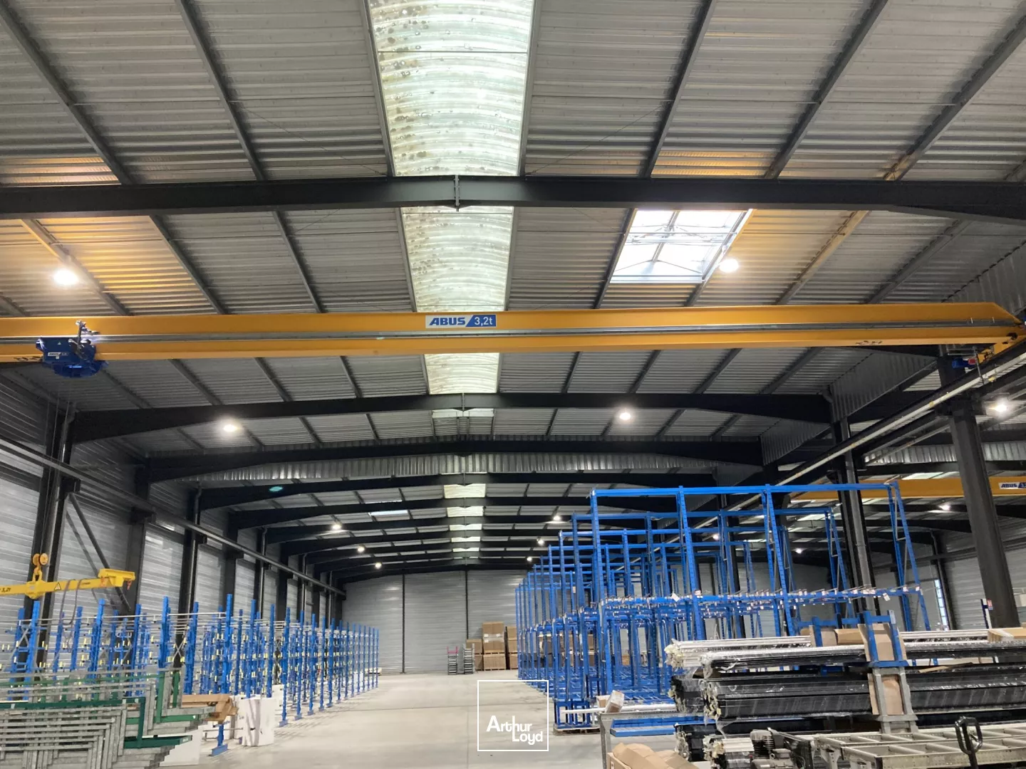 ENTREPÔT À VENDRE À CARBON BLANC