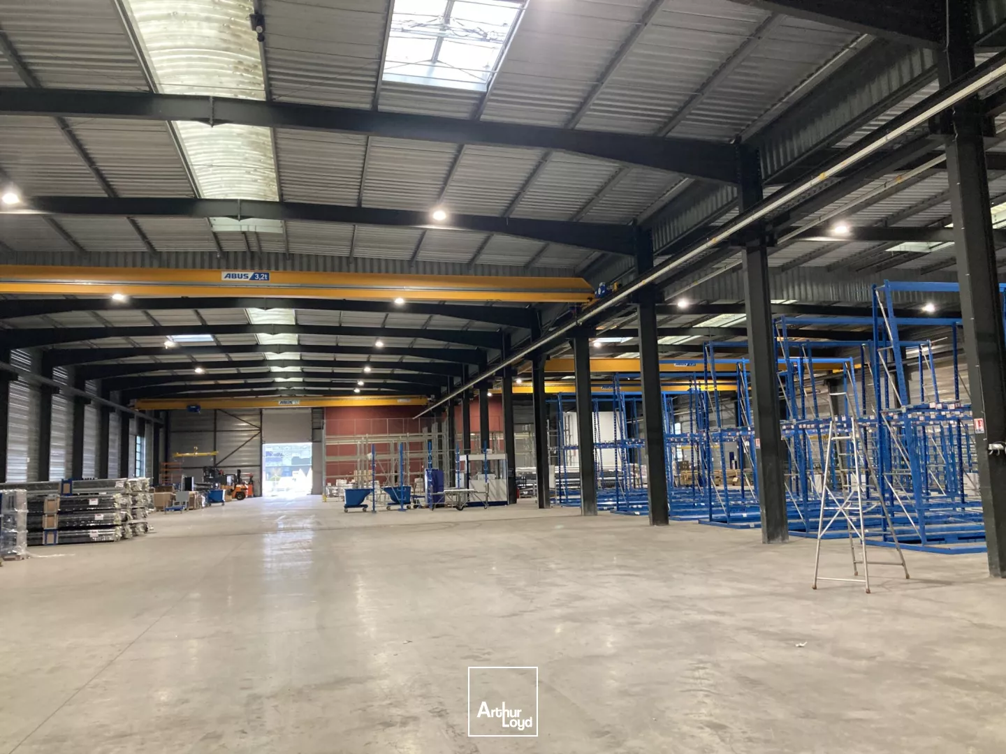 ENTREPÔT À VENDRE À CARBON BLANC