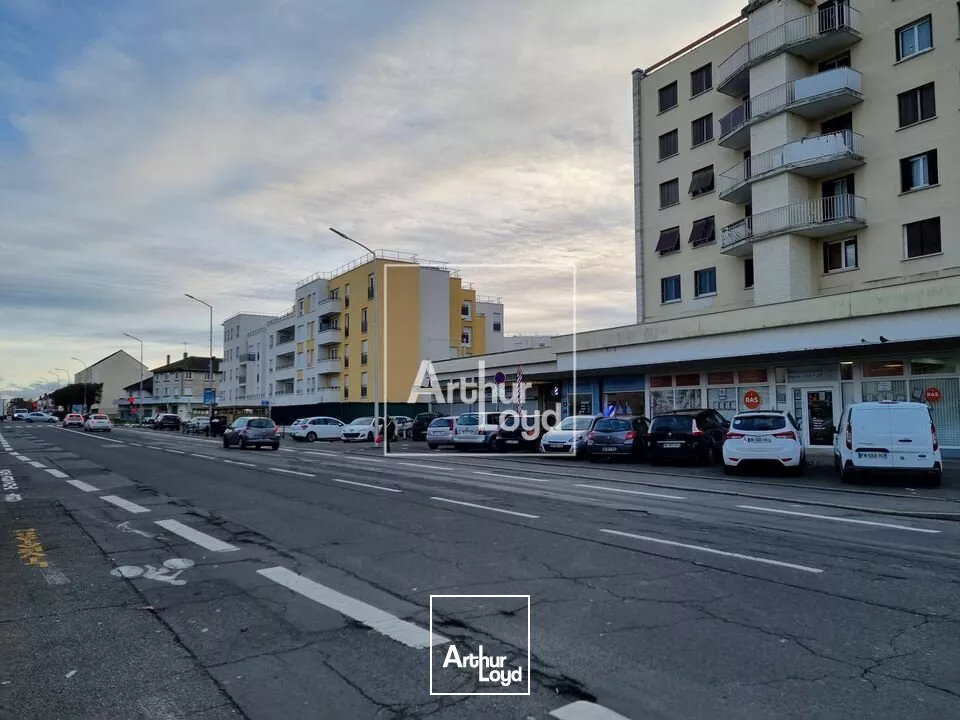 Cellule commerciale à louer - NORD DE MELUN 