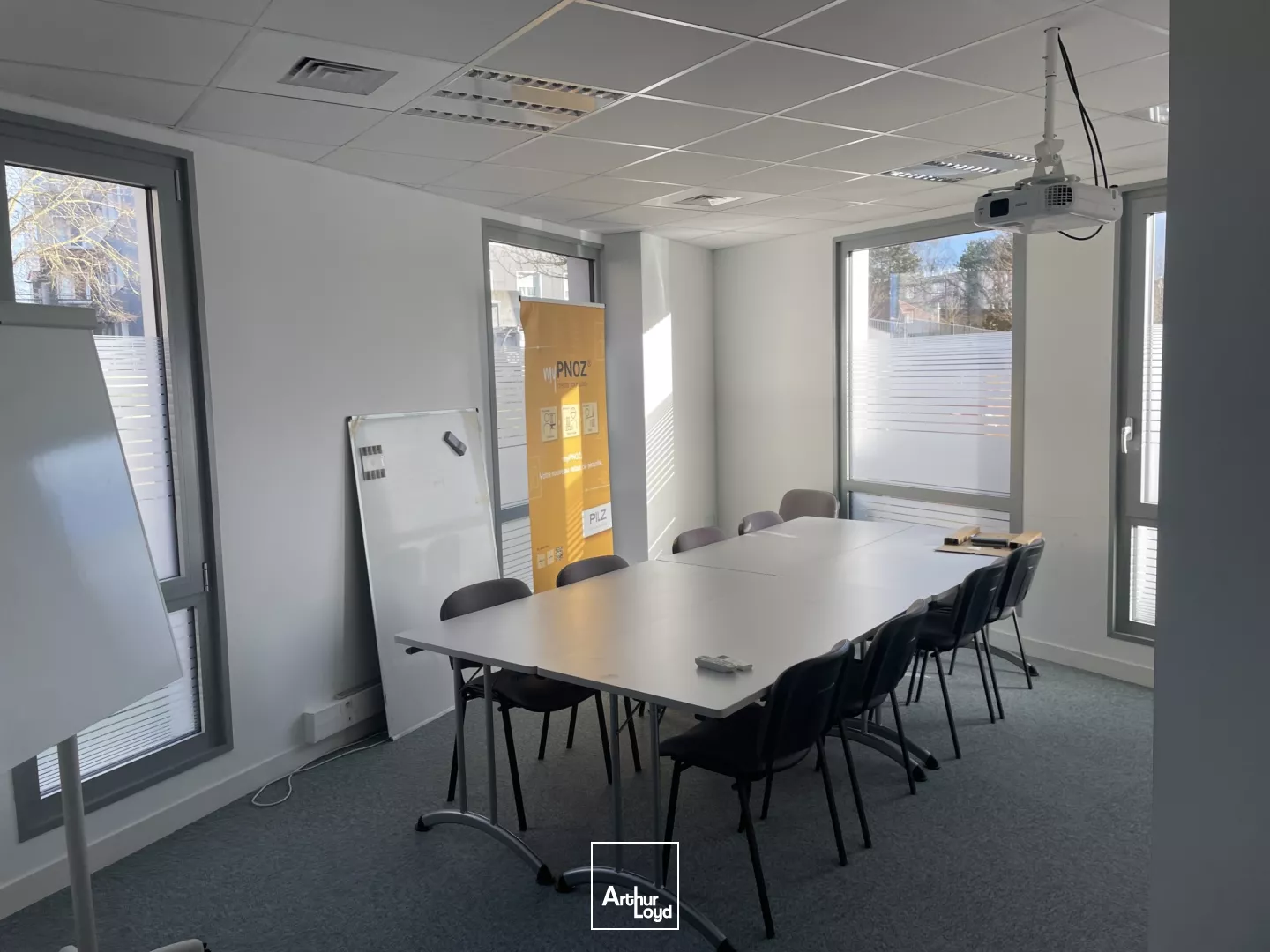 Bureaux louer Arras immeuble Zodiak immeuble neuf quartier renouvellement urbain proche gare RT 2012 Conception bioclimatique