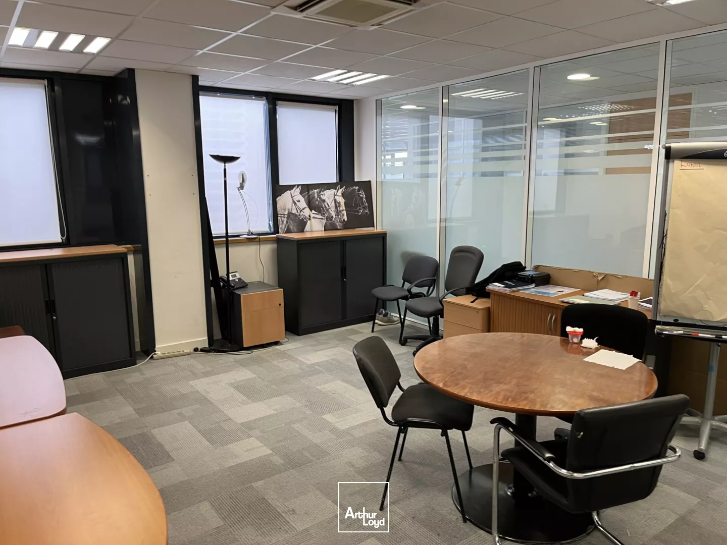 Bureaux à vendre à La Garenne-Colombes, à proximité de la gare et des commerces