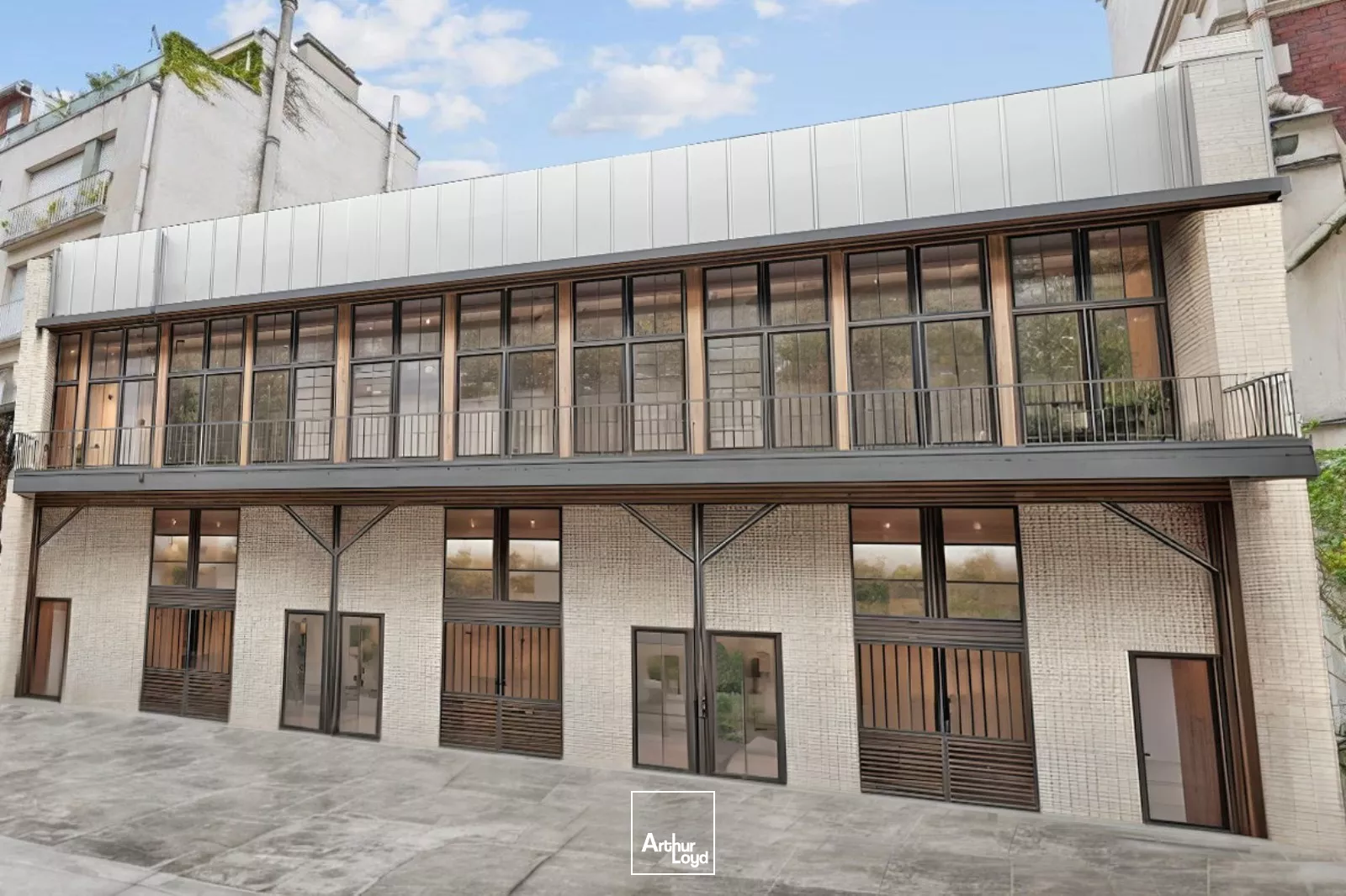 TROCADERO - IMMEUBLE INDEPENDANT - A RESTRUCTURER - 