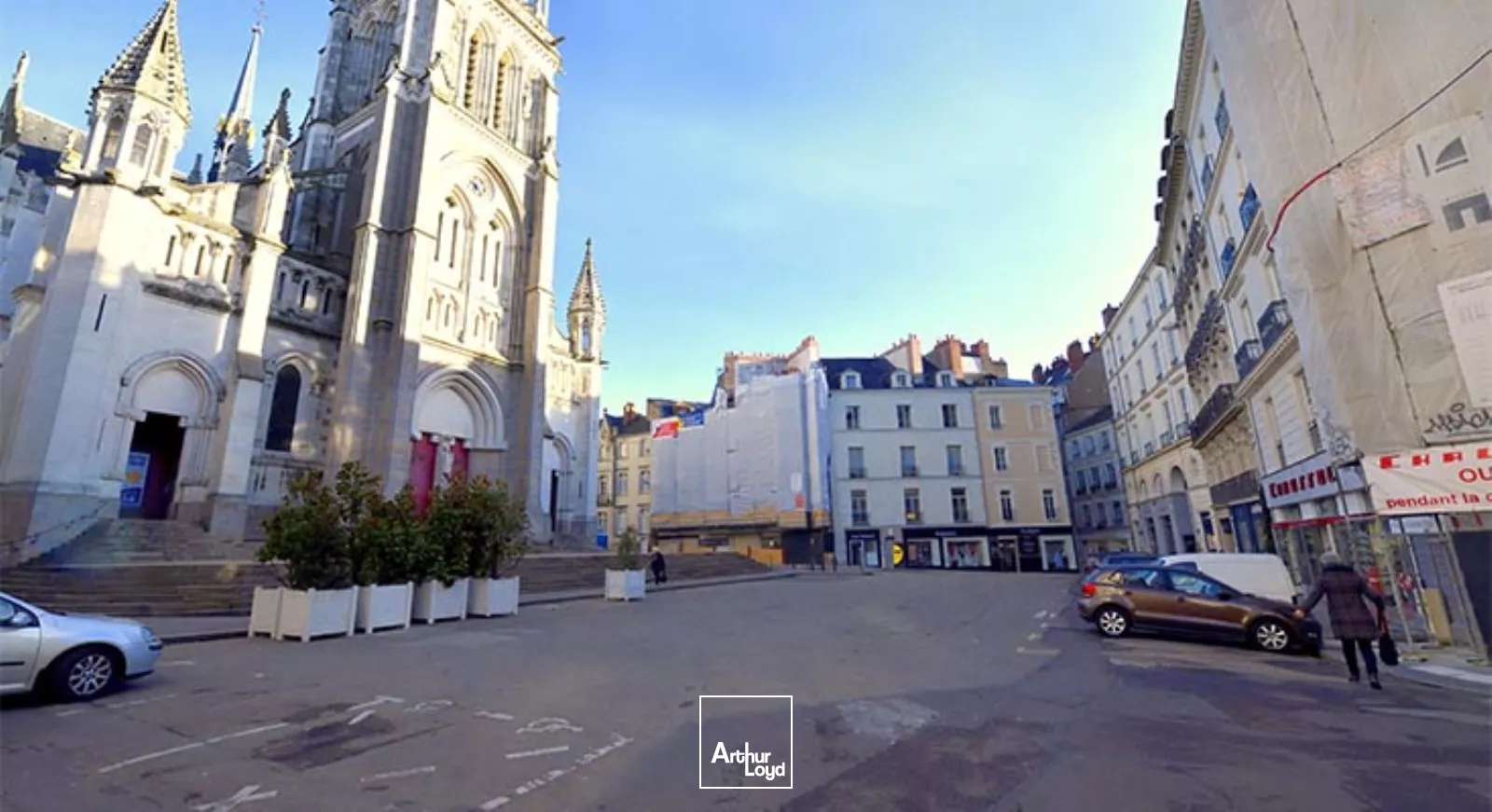 LOCAUX COMMERCIAUX - LOYER PUR - NANTES CENTRE - TERRASSE