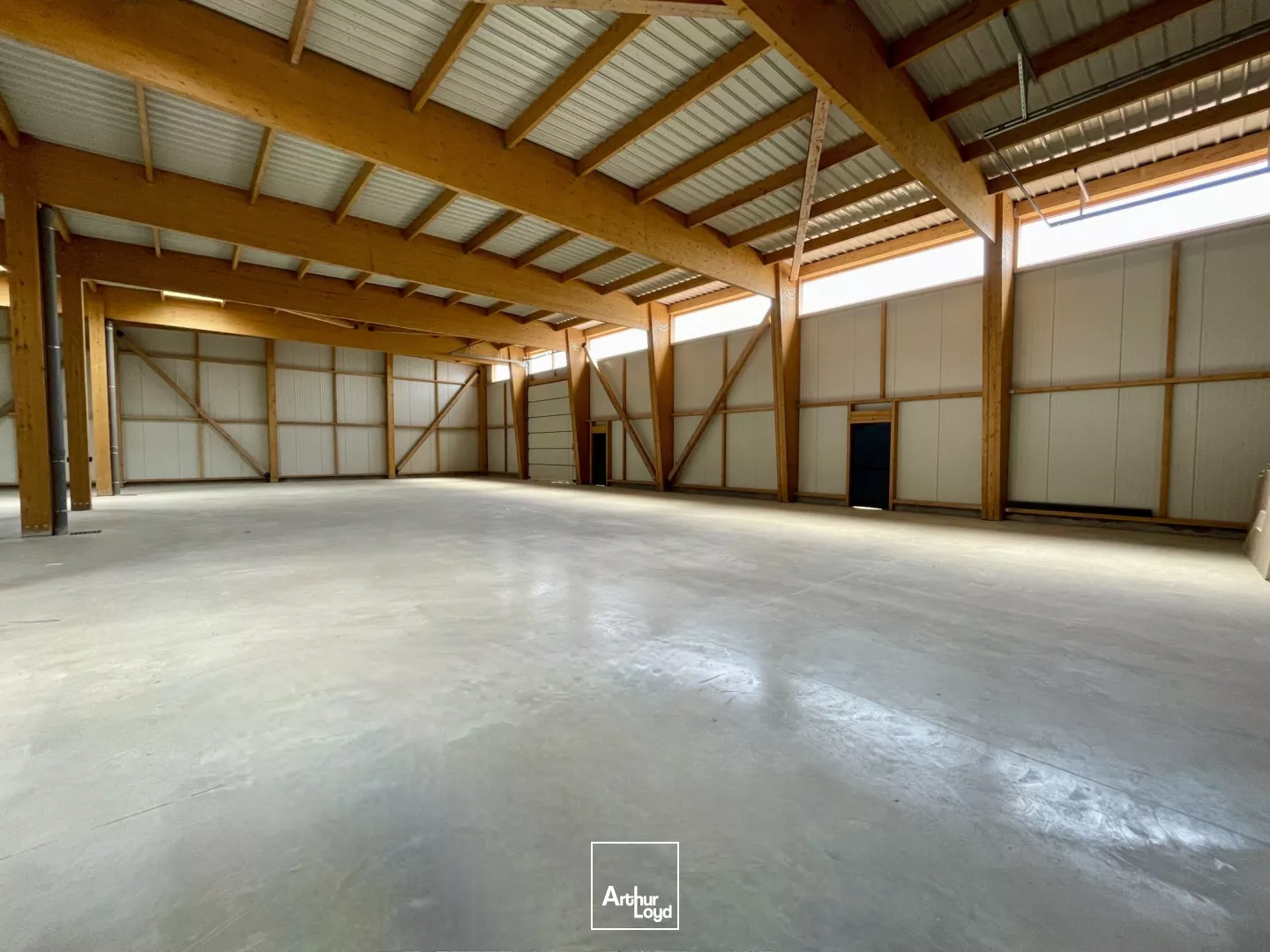 Locaux d'activité à louer à FOURMETOT 27500