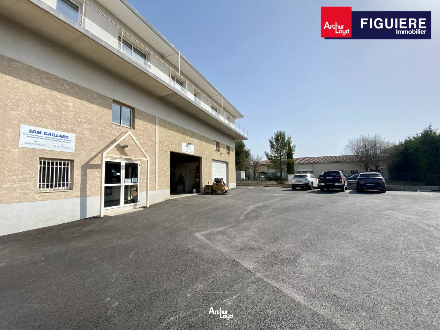 BUREAUX NEUF A LOUER AIX NORD ENVIRONNEMENT CALME AVEC PARKING