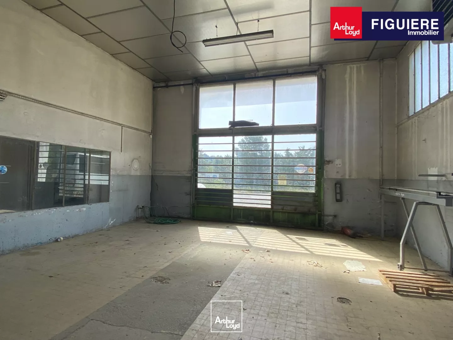 BATIMENT MIXTE INDEPENDANT