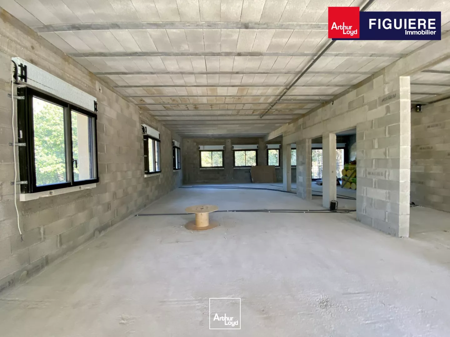 IMMEUBLE NEUF DE STANDING SITUÉ AIX-EST AVEC PARKING