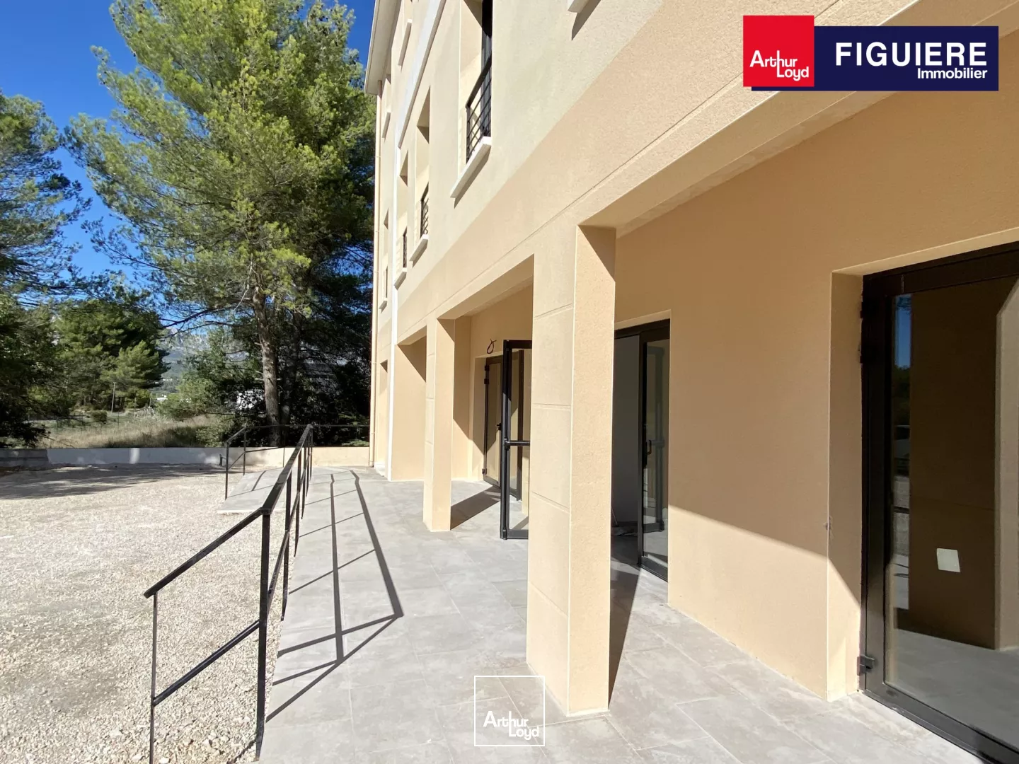 IMMEUBLE NEUF DE STANDING SITUÉ AIX-EST AVEC PARKING
