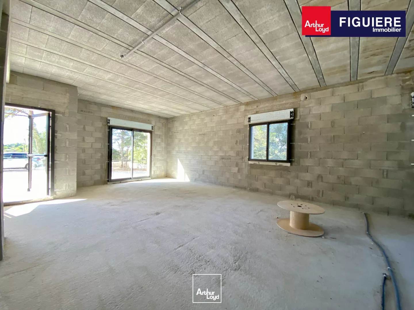 IMMEUBLE NEUF DE STANDING SITUÉ AIX-EST AVEC PARKING