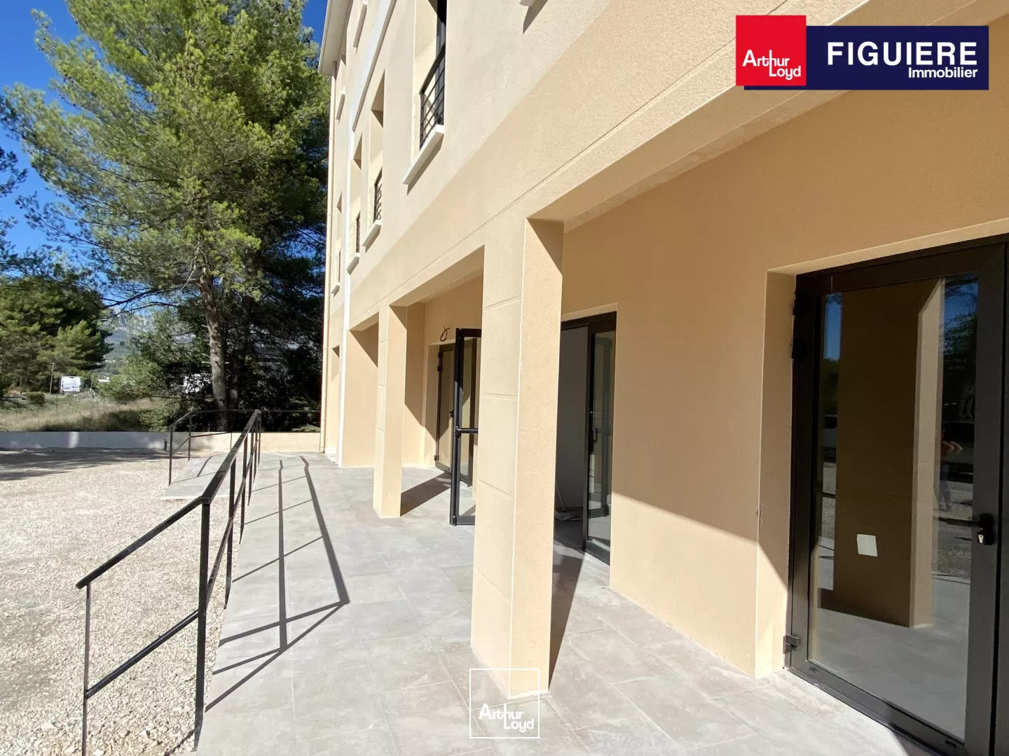 IMMEUBLE NEUF DE STANDING SITUÉ AIX-EST AVEC PARKING