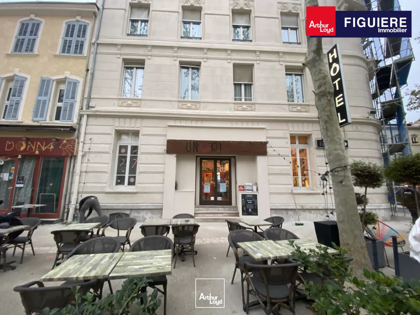 VENTE DE FOND DE COMMERCE SALON DE THE / GLACIER COURS PRINCIPAL DE SALON DE PROVENCE