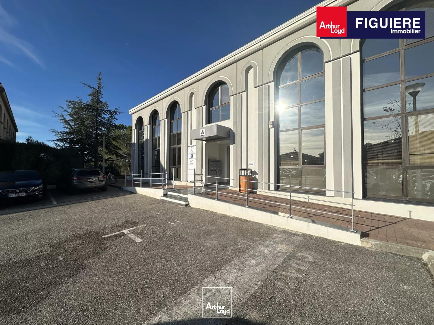 BUREAUX A LOUER AVEC PARKING AIX OUEST