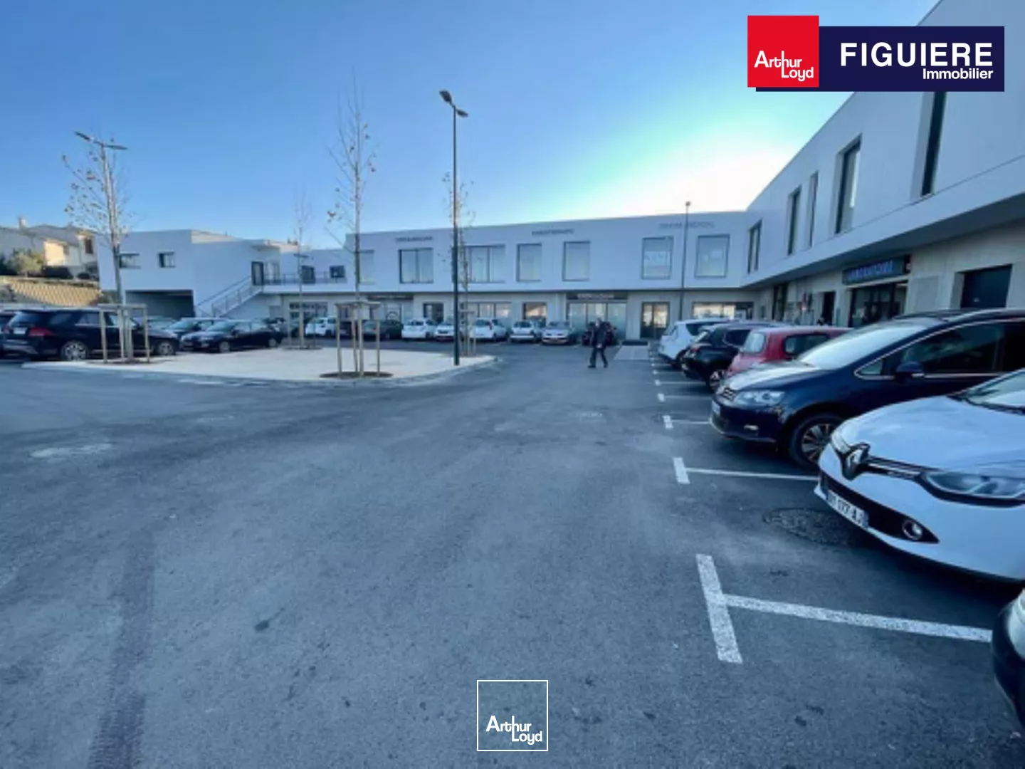 Location CABINET MEDICAL 98 m² dans le POLE MEDICAL de Saint Cannat. 