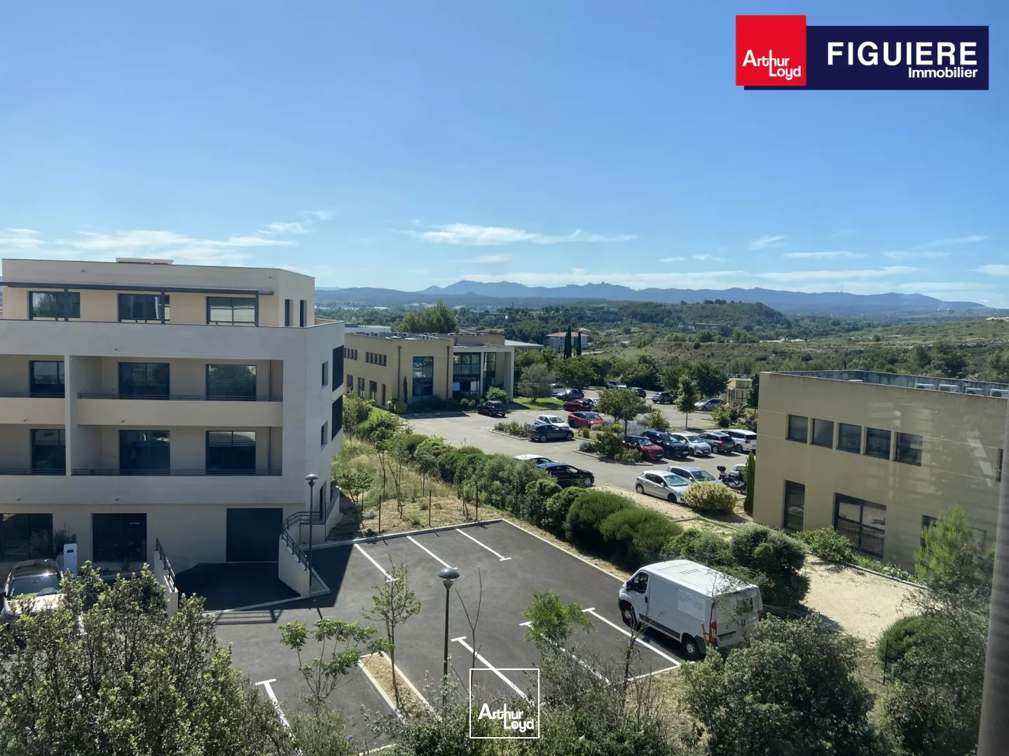 Immeuble indépendant sur la Duranne à Aix-en-Provence.