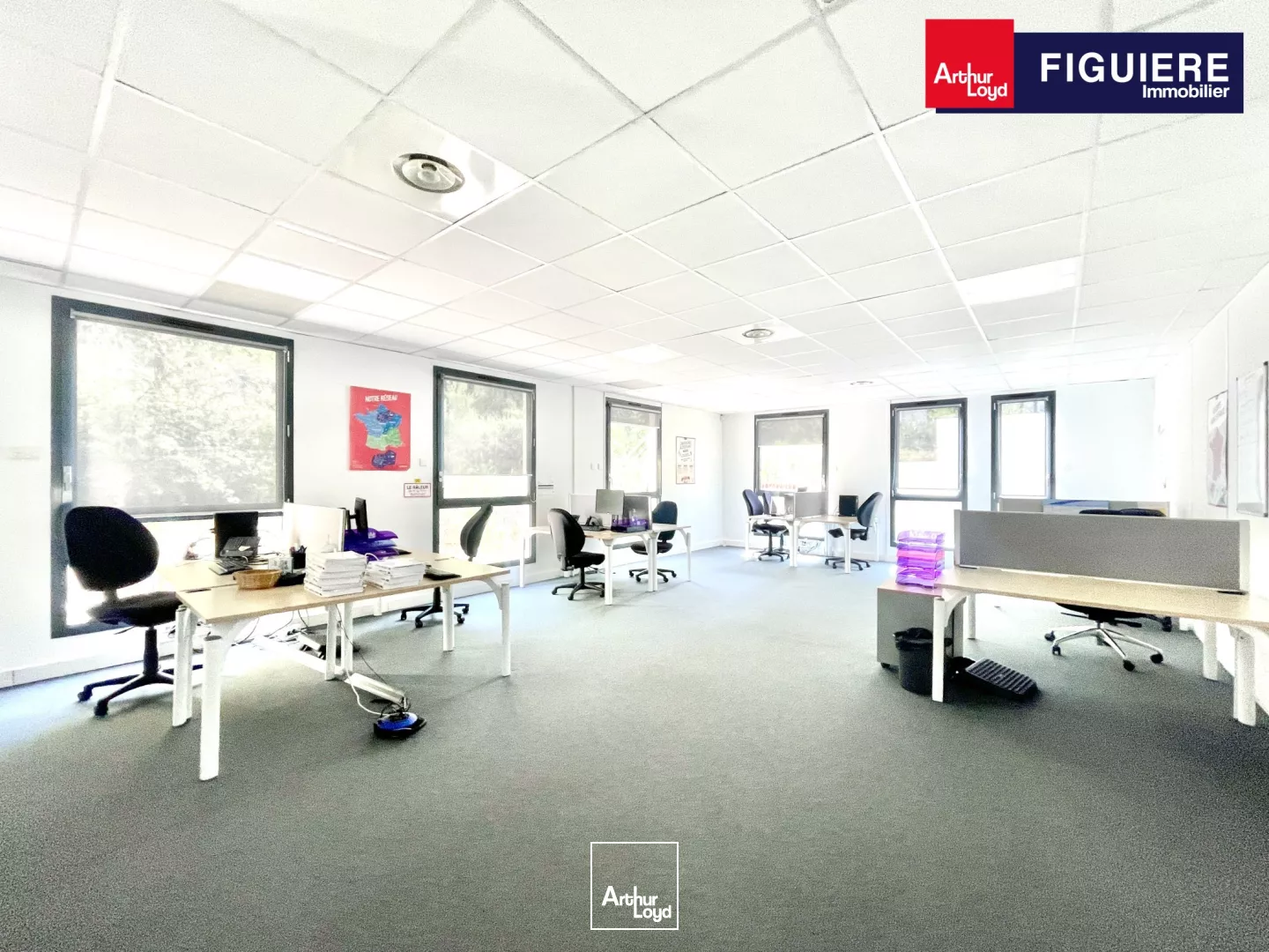 EXCLUSIVITE-PLATEAU DE BUREAUX TRES BON STANDING EN LOCATION