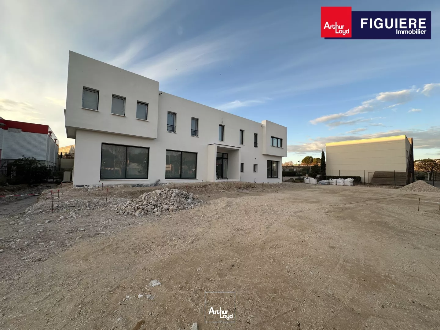 BUREAUX AU SEIN D'UN POLE SANTE A LOUER