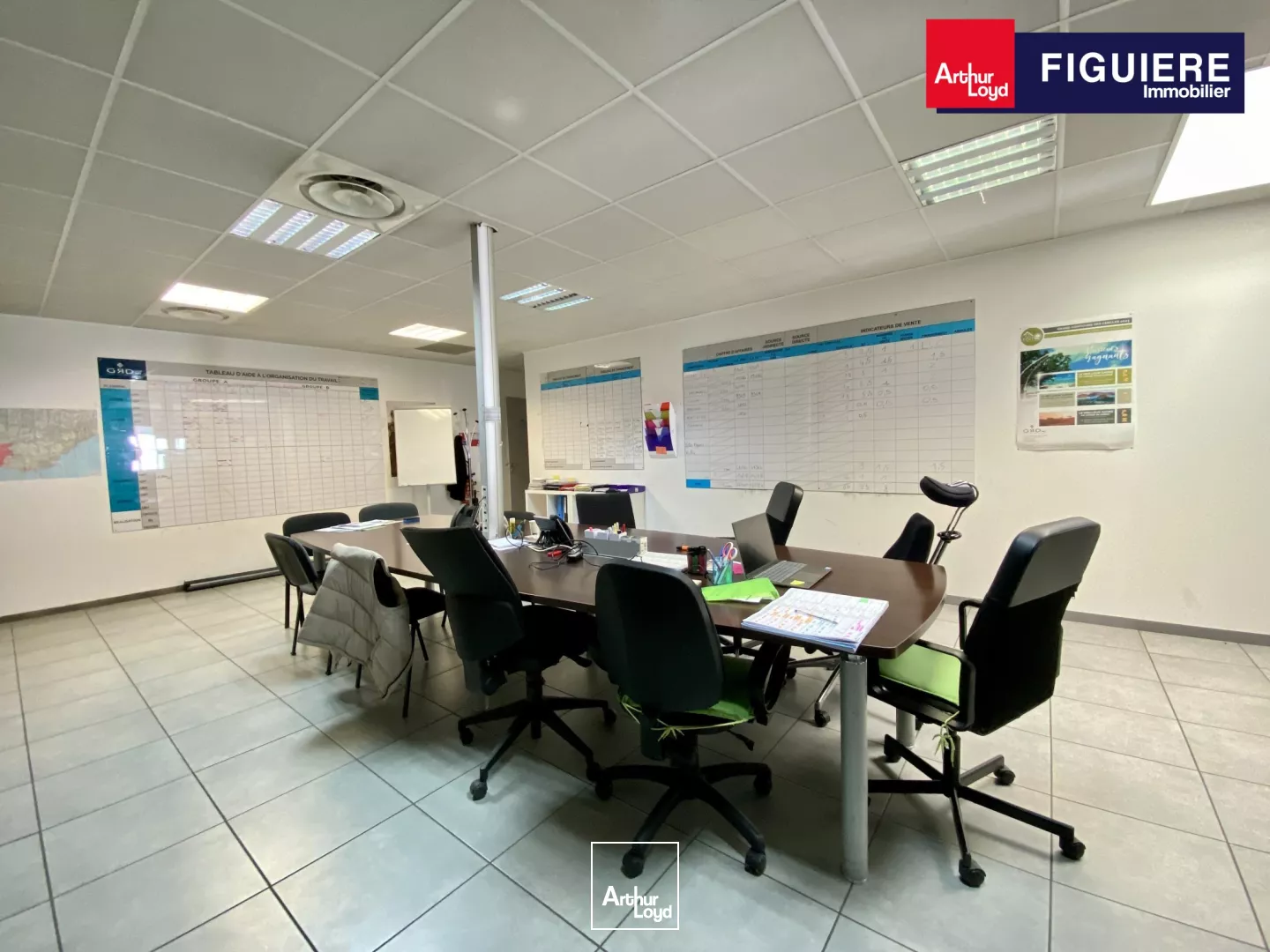 BUREAUX À LOUER EN ÉTAGE PÔLE D'ACTIVITÉS D'AIX EN PROVENCE