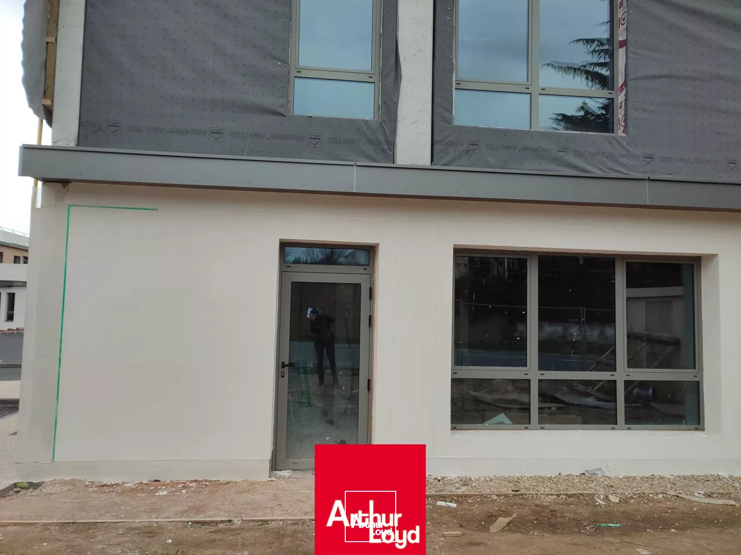 A VENDRE - Bureaux neufs - TREVOUX (01600)