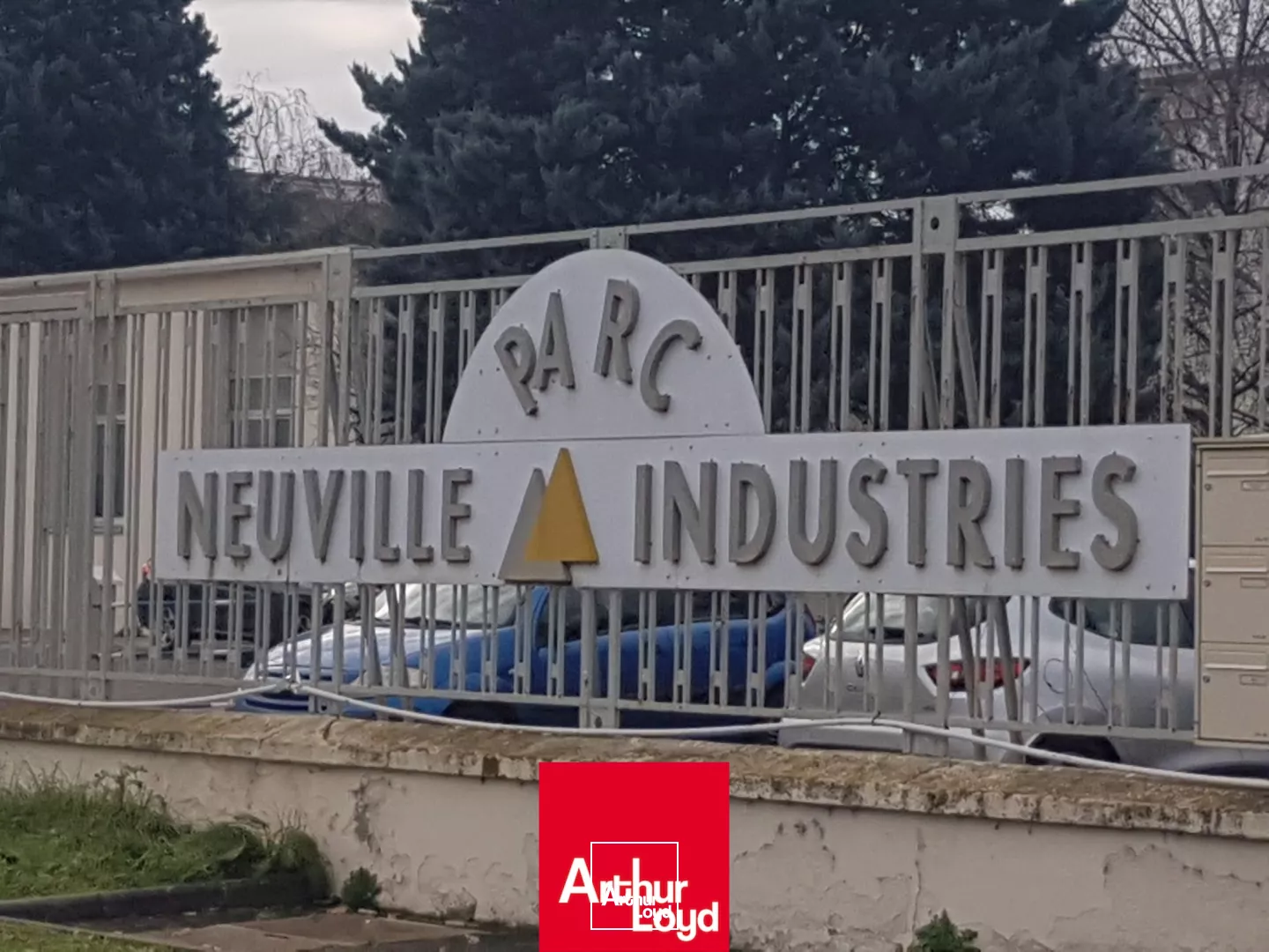 NEUVILLE SUR SAÔNE | LOCAUX D'ACTIVITE A LOUER