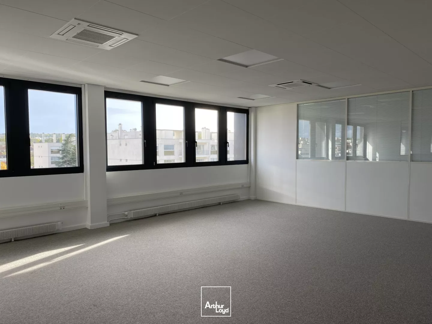Rueil Malmaison / location bureaux immeuble CYTEO 