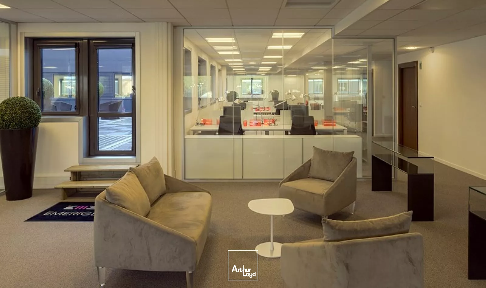 Campus restructuré pour des bureaux exceptionnels à acquérir/à louer - Parkings - Proximité de la Défense