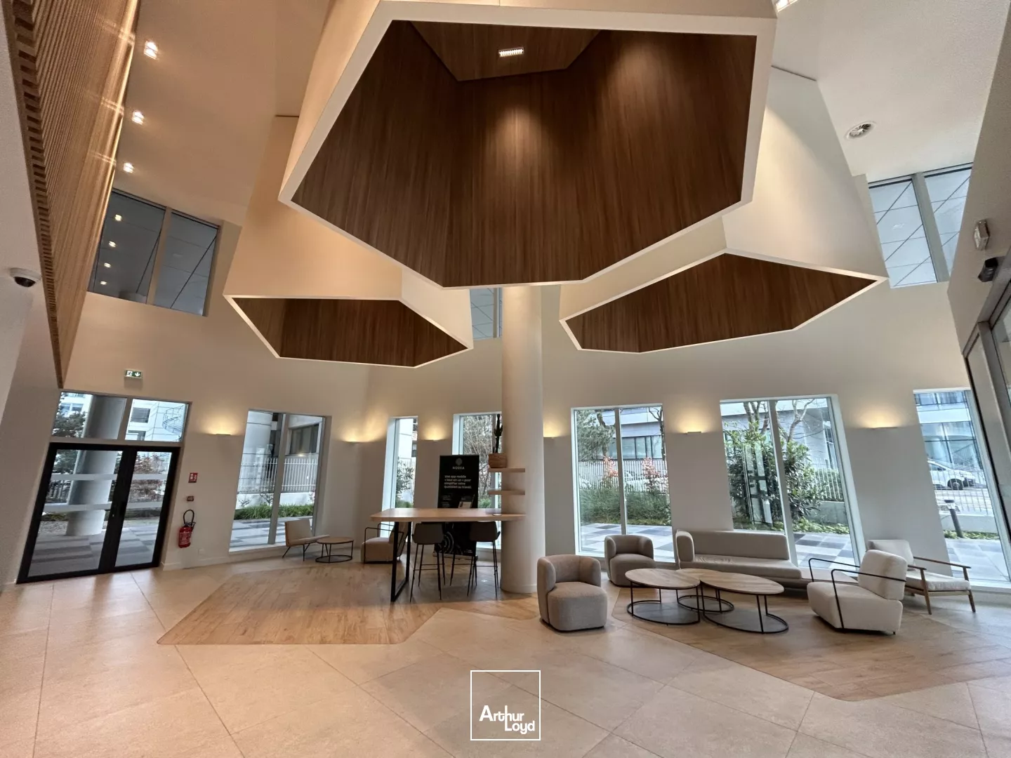 Bureaux neufs avec Roof top à Rueil-Malmaison - Nombreuses prestations de qualité - Au pied du RER A