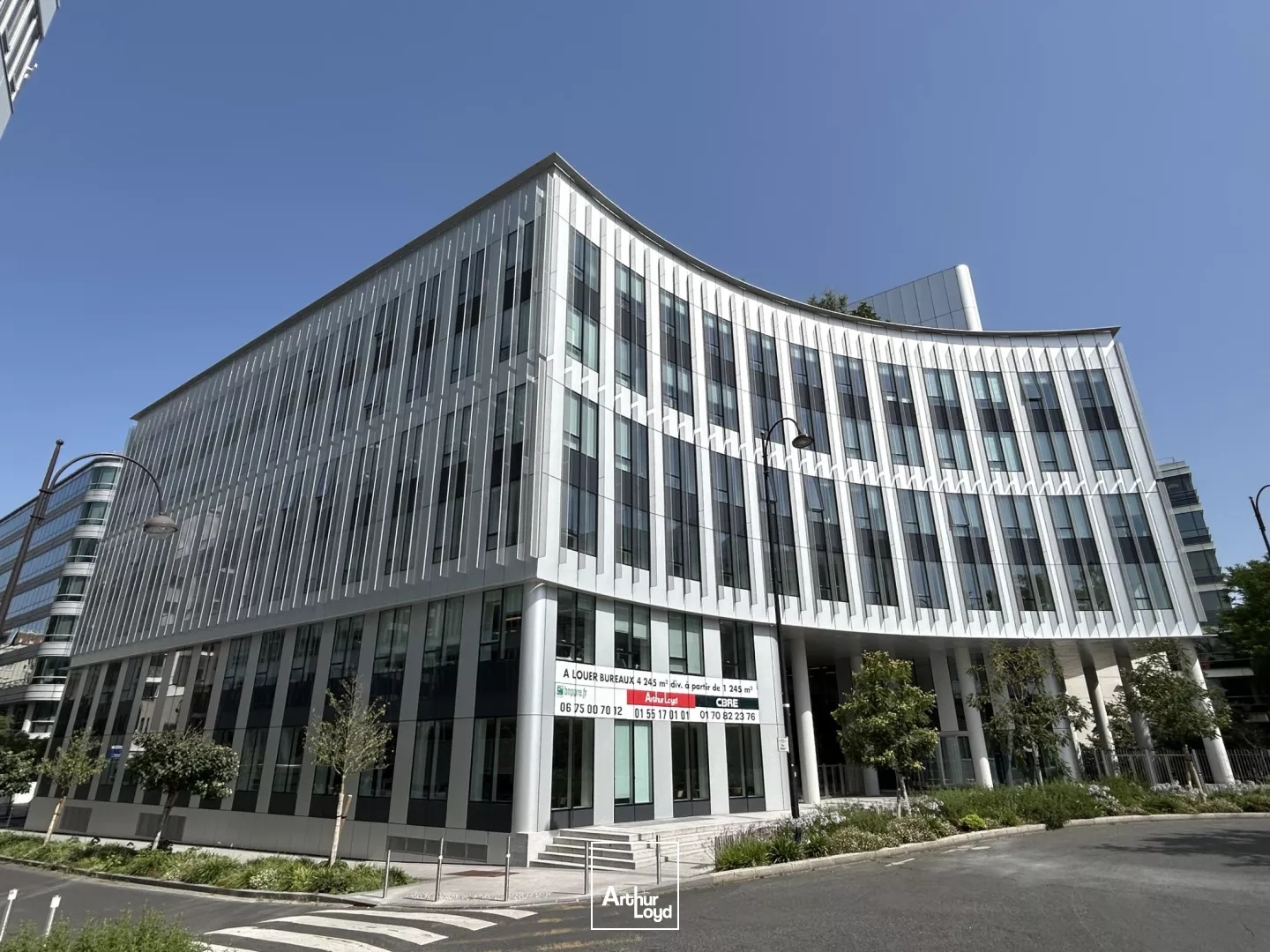 Bureaux neufs avec Roof top à Rueil-Malmaison - Nombreuses prestations de qualité - Au pied du RER A