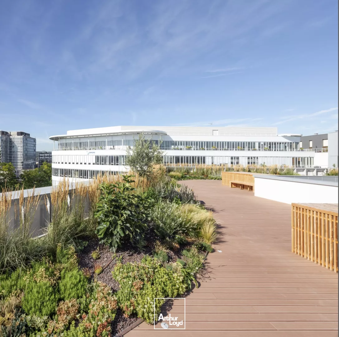 Bureaux neufs avec Roof top à Rueil-Malmaison - Nombreuses prestations de qualité - Au pied du RER A