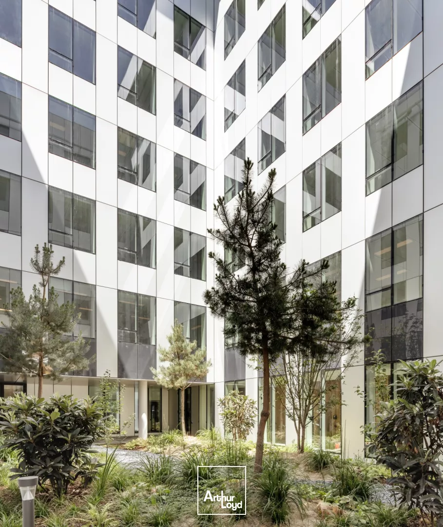 Bureaux neufs avec Roof top à Rueil-Malmaison - Nombreuses prestations de qualité - Au pied du RER A