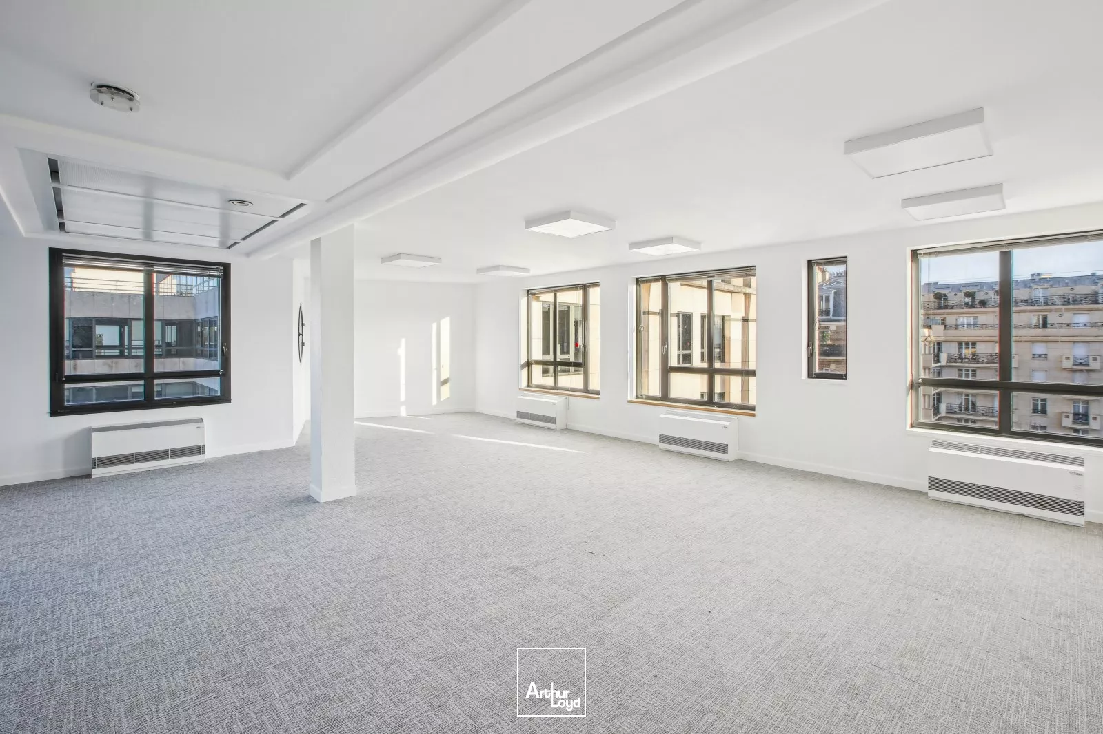 Bureaux fonctionnels proche du Métro - Bail de courte durée