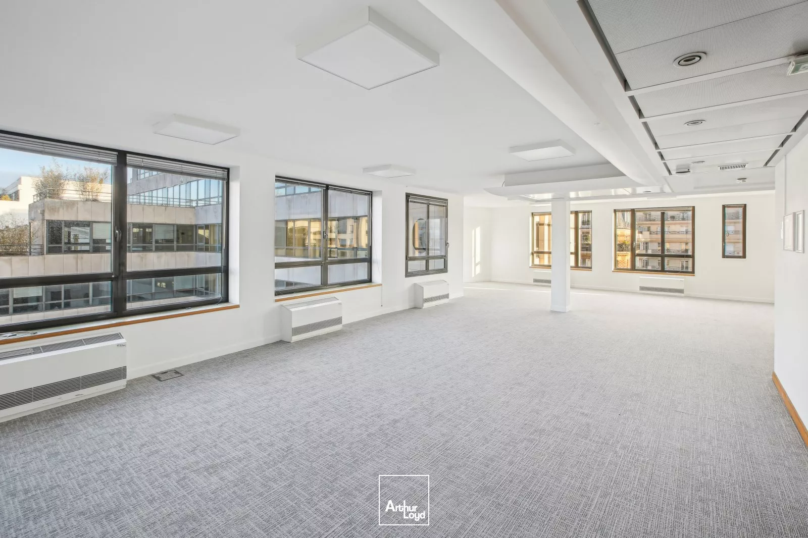 Bureaux fonctionnels proche du Métro - Bail de courte durée