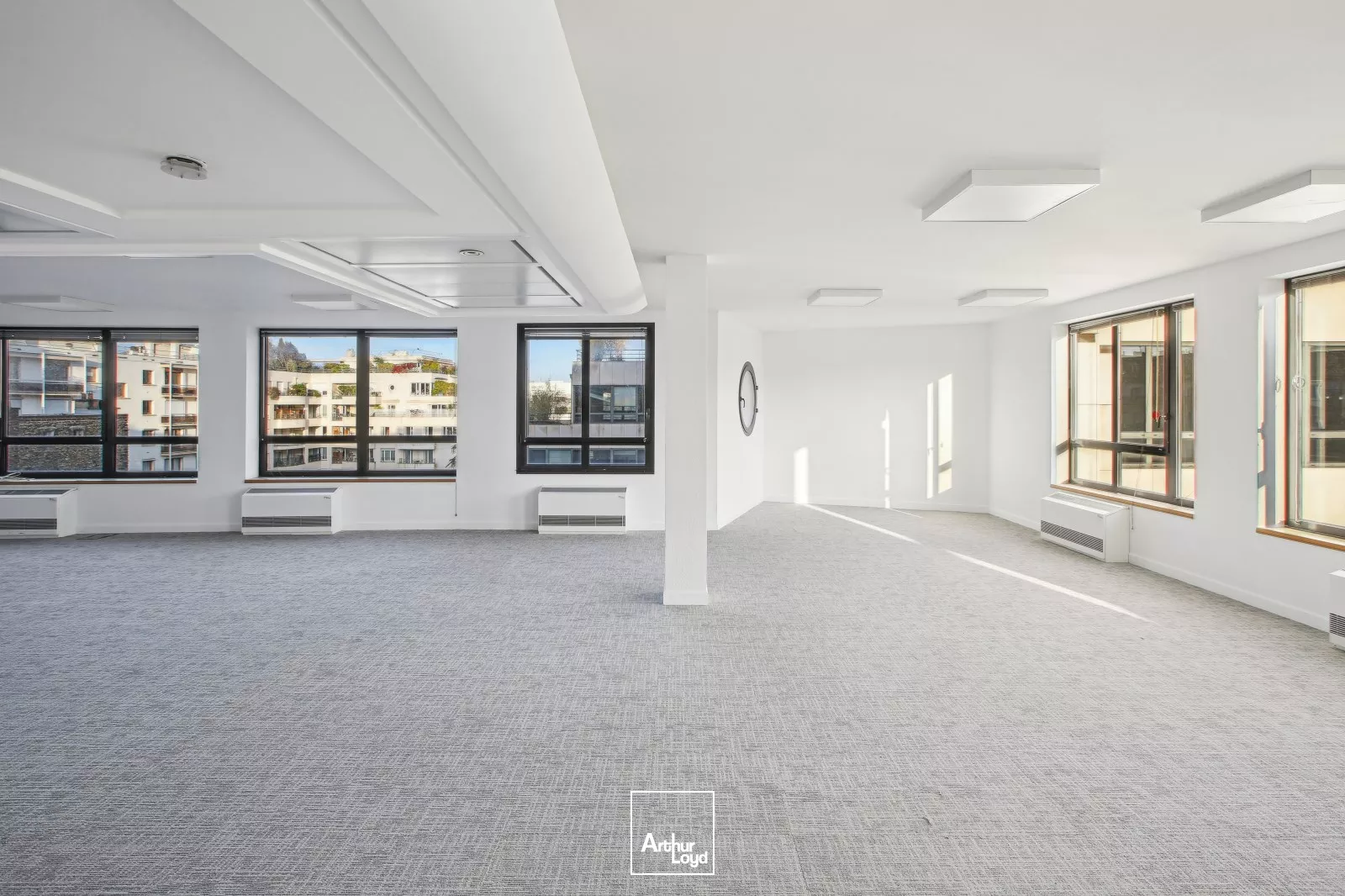 Bureaux fonctionnels proche du Métro - Bail de courte durée