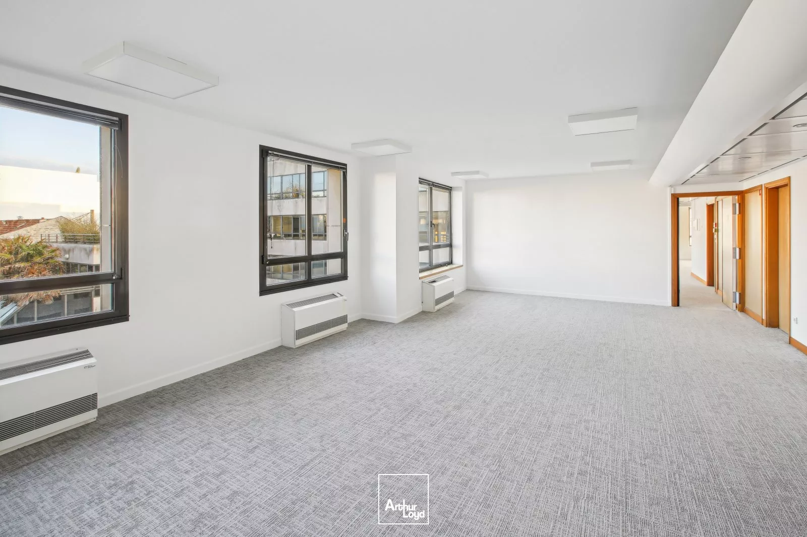 Bureaux fonctionnels proche du Métro - Bail de courte durée